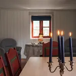Oye Pa Landet, 3 Bedrooms