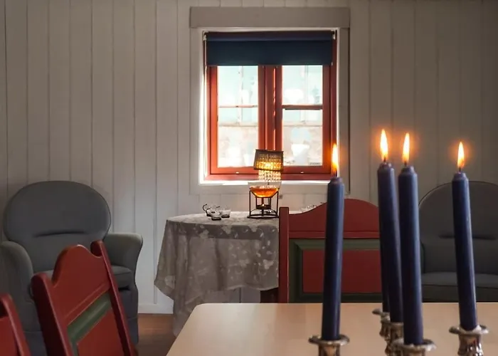 Oye Pa Landet, 3 Bedrooms